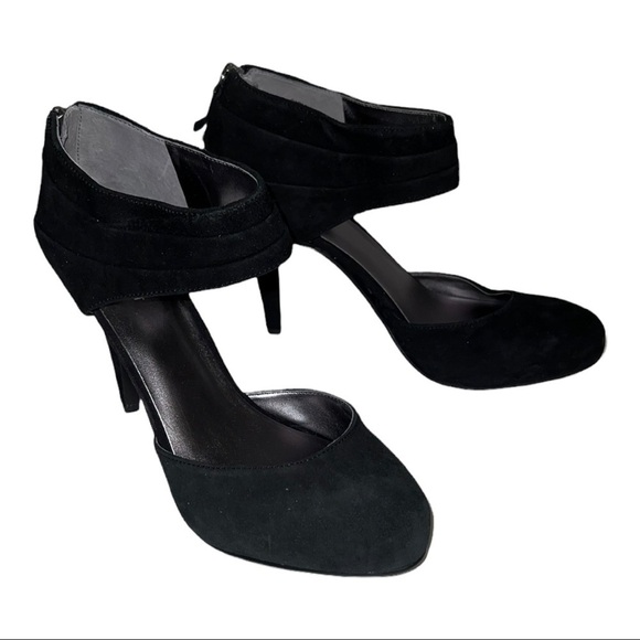 Nine West Garinoo Black Suede Heels - Picture 1 of 11